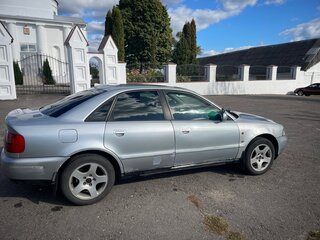 1996 Audi A4 I (B5), серебристый, 280000 рублей, вид 3