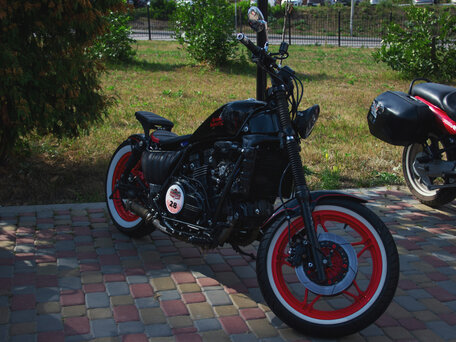 2000 Honda Magna, чёрный, 400000 рублей, вид 1