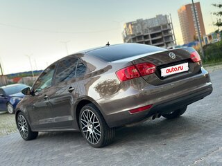 2011 Volkswagen Jetta VI, коричневый, 850000 рублей, вид 5