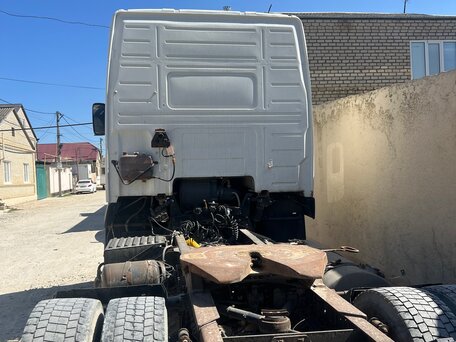 1996 Volvo FH, белый, 3000000 рублей, вид 2