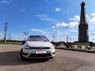 2014 Volkswagen Golf VII, белый, 1340000 рублей, вид 1