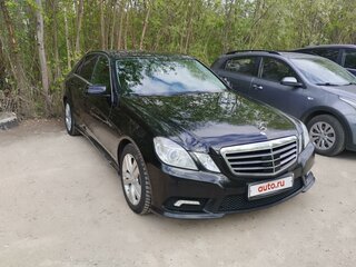 2010 Mercedes-Benz E-Класс 250 5G-Tronic IV (W212, S212, C207), чёрный, 1400000 рублей, вид 3