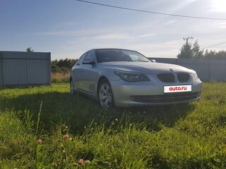 2007 BMW 5 серии 520i V (E60/E61) Рестайлинг, серый, 980000 рублей, вид 3