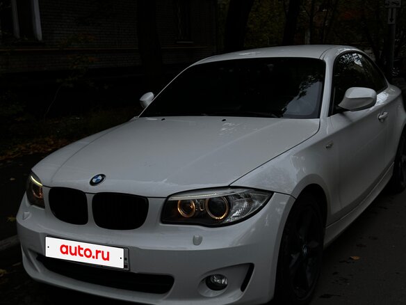2011 BMW 1 серии 120i I (E82/E88) Рестайлинг 2, белый, 1420000 рублей - вид 16