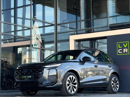 Audi Q3 III (FJ)