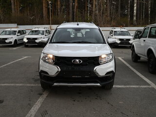 2025 Lada (ВАЗ) Largus I Рестайлинг, белый, 1855000 рублей, вид 2