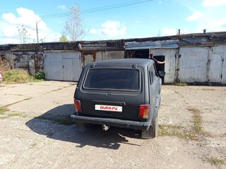 2001 Lada (ВАЗ) 2121 (4x4) I Рестайлинг, чёрный, 300000 рублей, вид 3