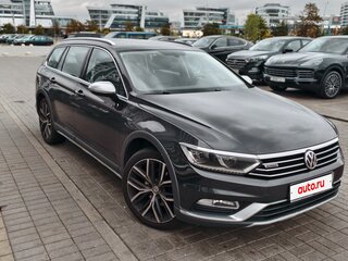 2019 Volkswagen Passat Alltrack DSG7 B8, серый, 2200000 рублей, вид 3