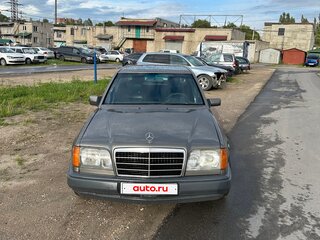 1994 Mercedes-Benz E-Класс 200 I (W124), серый, 700000 рублей, вид 2