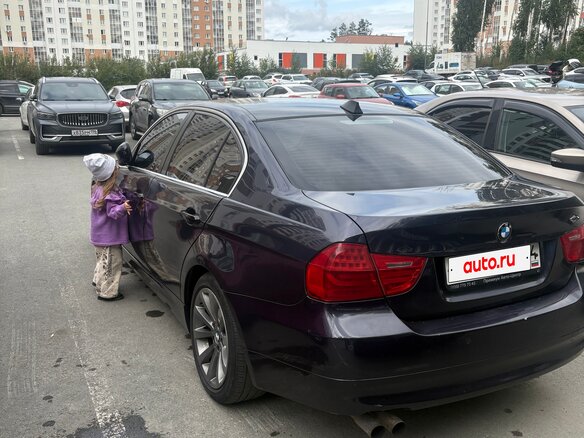 2009 BMW 3 серии 330i xDrive V (E90/E91/E92/E93) Рестайлинг, чёрный, 900000 рублей - вид 16