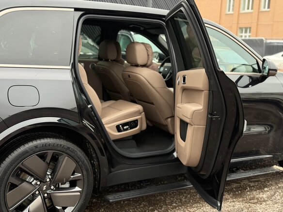 2026 Li Auto (Lixiang) L9 52.3 kWh I Рестайлинг, чёрный, 10050000 рублей - вид 12