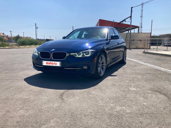 2018 BMW 3 серии 330i xDrive VI (F3x) Рестайлинг, синий, 2300000 рублей - вид 1