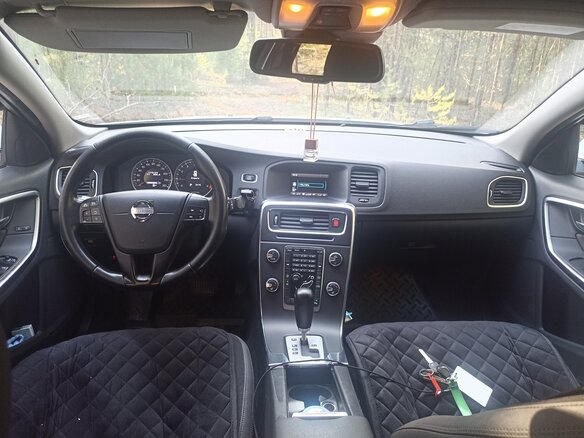 2011 Volvo S60 II, белый, 800000 рублей - вид 7
