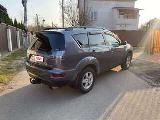 2011 Mitsubishi Outlander II Рестайлинг, серый, 900000 рублей, вид 3