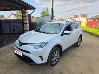 2018 Toyota RAV4 IV (XA40) Рестайлинг, белый, 2330000 рублей, вид 1