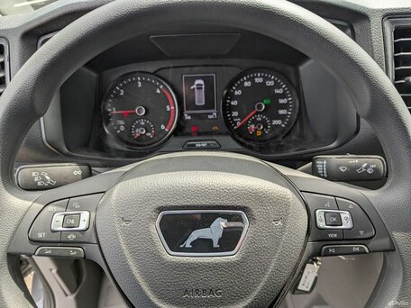 2024 Volkswagen Crafter, серый, 13890000 рублей, вид 4