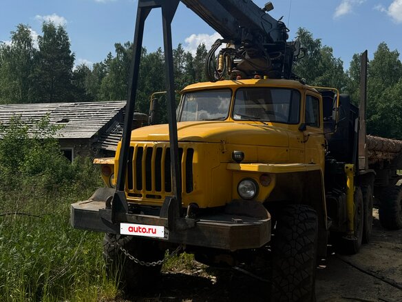 2008 Урал 6368, жёлтый, 3500000 рублей