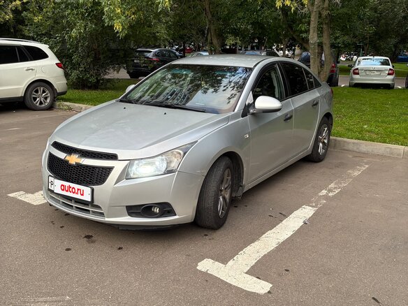 2012 Chevrolet Cruze I, серебристый, 460000 рублей