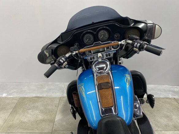 2011 Harley-Davidson Electra Glide, синий, 765000 рублей - вид 19