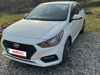 2018 Hyundai Solaris II, белый, 895000 рублей, вид 1