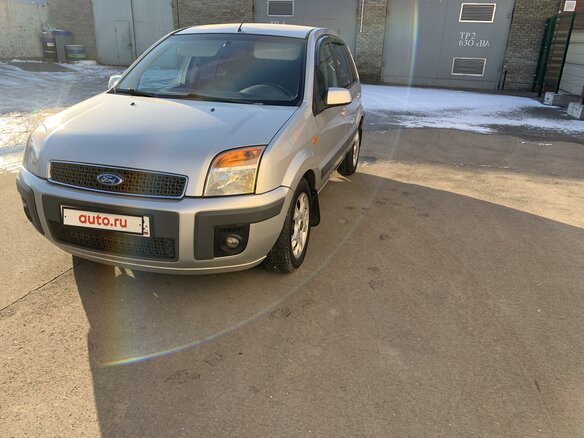 2007 Ford Fusion I Рестайлинг, серебристый - вид 2