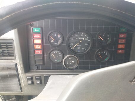 2004 TATA 613, белый, 1000000 рублей, вид 1