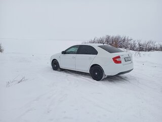 2014 Skoda Rapid I, белый, 830000 рублей, вид 3