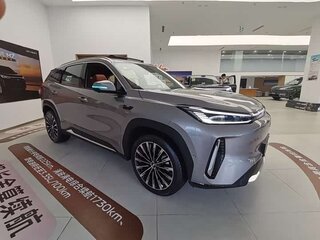2026 Geely Galaxy M7, серый, 3387000 рублей, вид 2