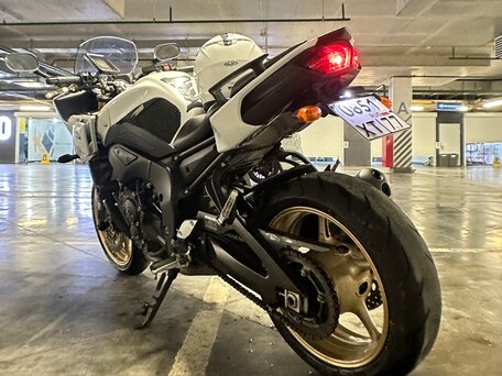 2012 Yamaha FZ8, белый, 669990 рублей, вид 2