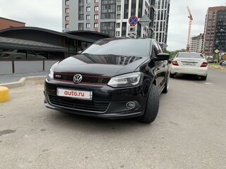 2015 Volkswagen Polo V Рестайлинг, чёрный, 1250000 рублей, вид 3