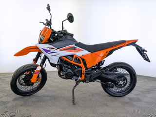 2026 KTM 390 SMC R, оранжевый, 699000 рублей, вид 5
