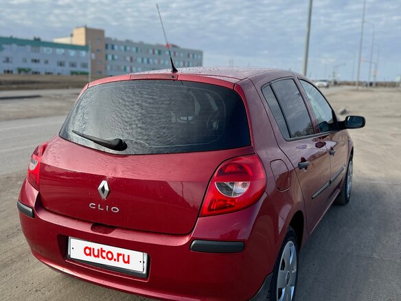 2008 Renault Clio III, красный, 390000 рублей - вид 9
