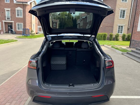 2022 Tesla Model Y Long Range Dual Motor I, серый, 4750000 рублей - вид 10