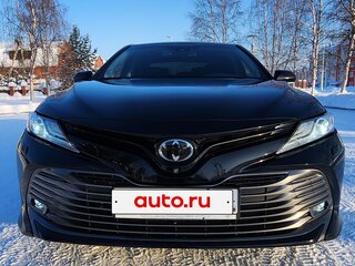 2021 Toyota Camry VIII (XV70), чёрный, 3800000 рублей, вид 2