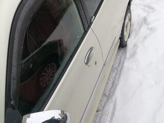 2002 Daihatsu Storia I (M100) Рестайлинг 2, белый, 340000 рублей, вид 4