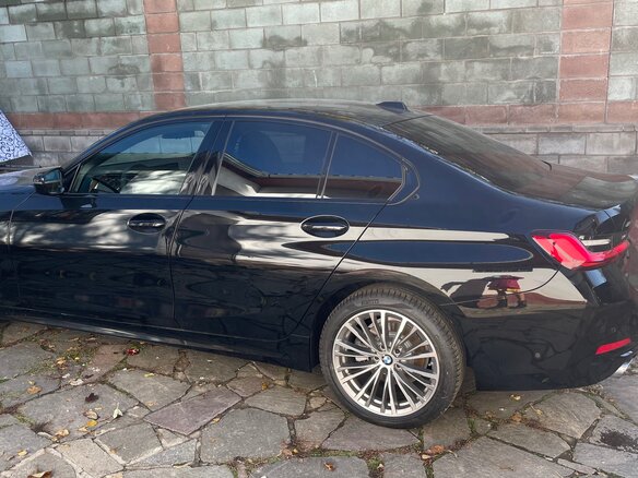 2023 BMW 3 серии 320i xDrive VII (G2x) Рестайлинг, чёрный, 6000000 рублей