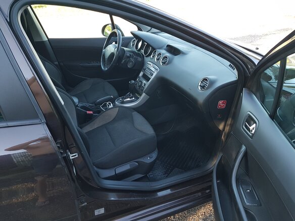 2011 Peugeot 308 I Рестайлинг, коричневый, 580000 рублей - вид 6