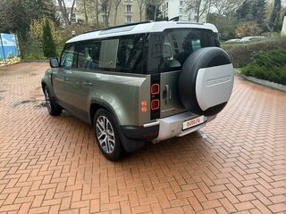 2020 Land Rover Defender 110 II, зелёный, 6050000 рублей, вид 3