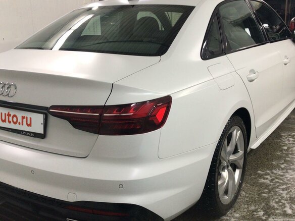 2020 Audi A4 40 TFSI V (B9) Рестайлинг, белый, 2830000 рублей - вид 25