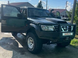 2003 Nissan Patrol V (Y61), зелёный, 2500000 рублей, вид 2