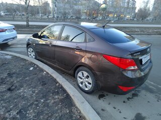 2014 Hyundai Solaris I Рестайлинг, коричневый, 850000 рублей, вид 1