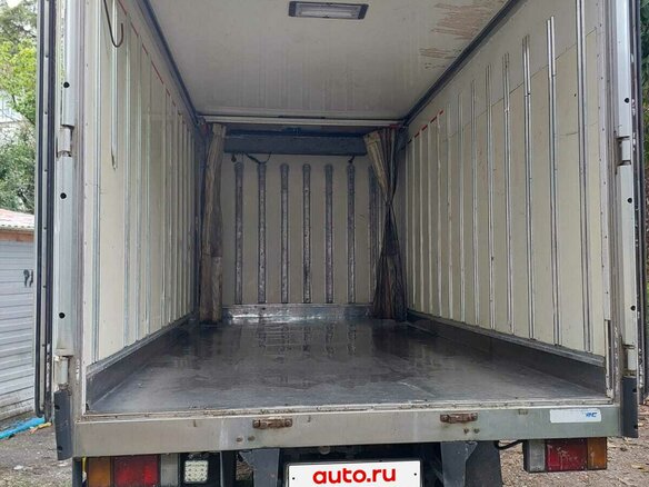 2005 Isuzu Elf (N-series), белый, 1650000 рублей - вид 11
