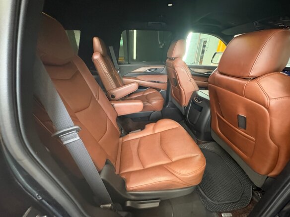 2018 Cadillac Escalade IV, чёрный, 5500000 рублей - вид 22