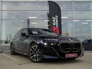 2024 BMW 7 серии 740d xDrive VII (G70), синий, 16499000 рублей, вид 4