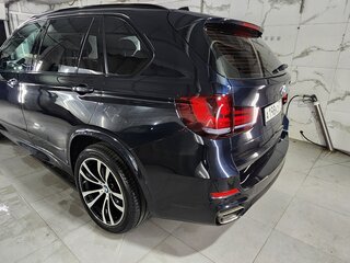 2014 BMW X5 M50d III (F15), синий, 4700000 рублей, вид 4