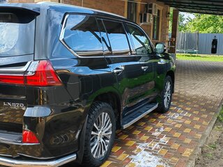 2016 Lexus LX 570 III Рестайлинг 2, чёрный, 8100000 рублей, вид 2