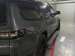 2023 Jeep Wagoneer Grand WS, серый, 12000000 рублей, вид 5