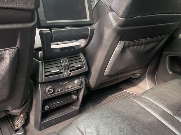2007 BMW X5 48i II (E70), чёрный, 1800000 рублей - вид 14