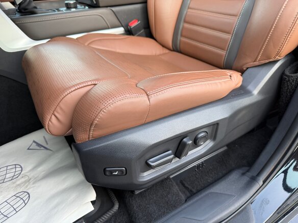 2024 Toyota Tundra CrewMax III, чёрный, 8250000 рублей - вид 28