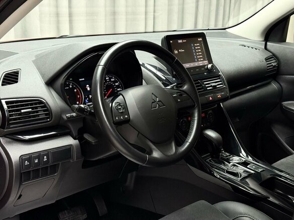 2021 Mitsubishi Eclipse Cross I Рестайлинг, красный - вид 10